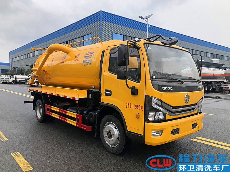 8.6方東風大多利卡吸污車（國六）